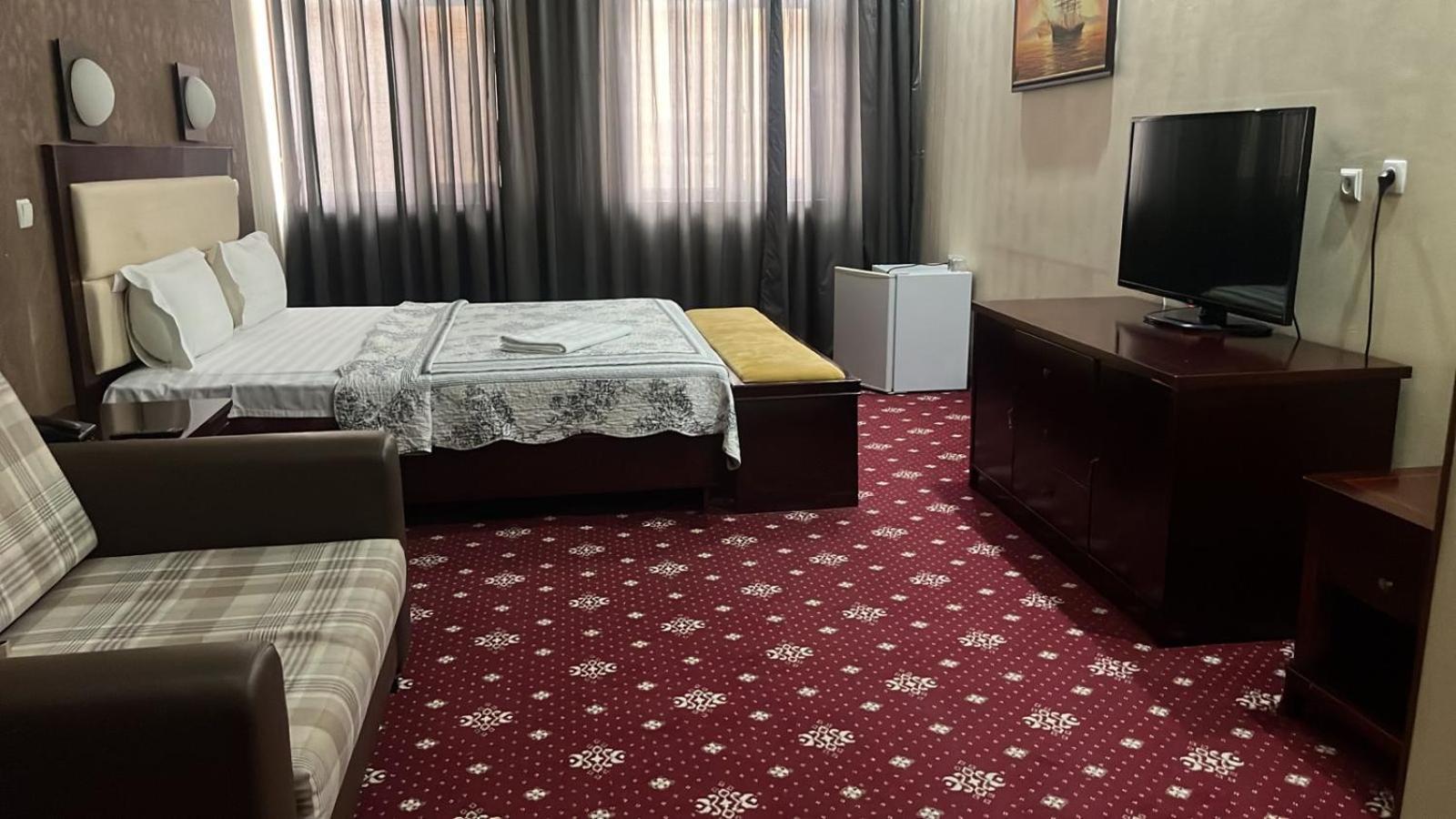Sary Arka Hotel Shymkent Exterior foto